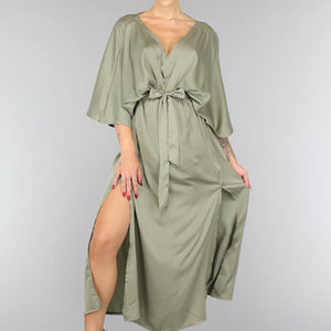 NEW0307 Lange Jurk met Ceintuur in Olijfgroen