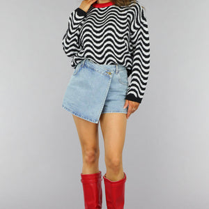 NEW2509 Gebreide Wavy Trui met Rood Detail