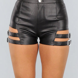 NEW2808 Zwarte Lederlook Short met Riempjes