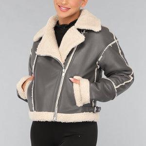 SALE30 Grijze Lederlook Jas met Teddy Voering