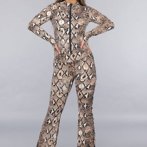 SALE30 Snake Print Stretch Set met Vestje en Flared Broek