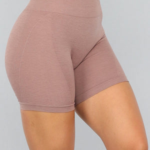 SALE30 Taupe Fitness Short met Scrunch