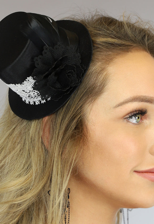 A-A Zwart Halloween Hoedje met Kant en Roos