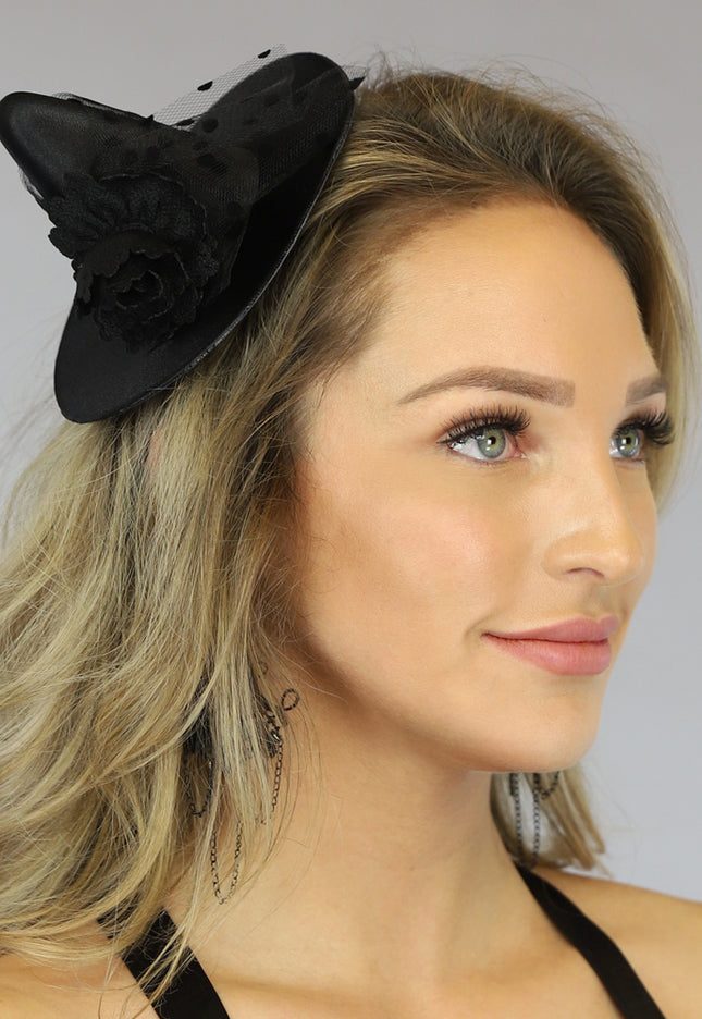 A-A Zwart Heksen Hoedje met Tule Strik