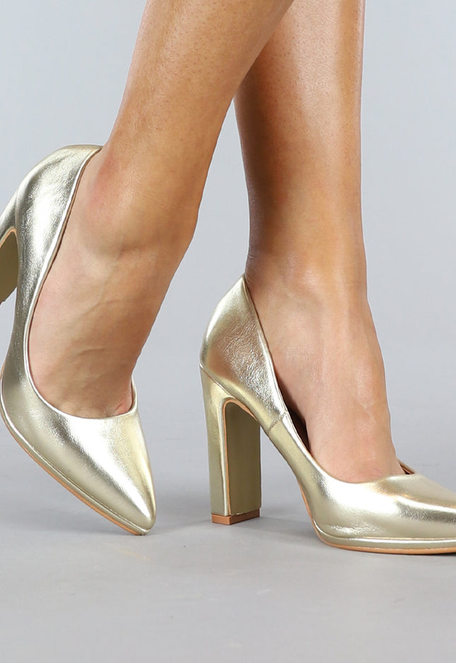 Basic Gouden Lederlook Pumps
