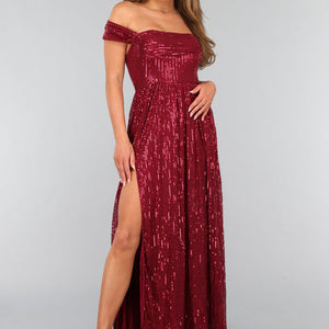 OP=OP.38.NL Bordeaux Rode Jurk met Schouder Detail