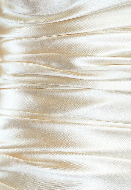 Champagnekleurige Satijnen Jurk