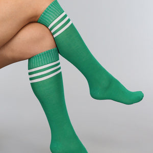 KOSTUUM Sporty Groene Kousen met Witte Strepen