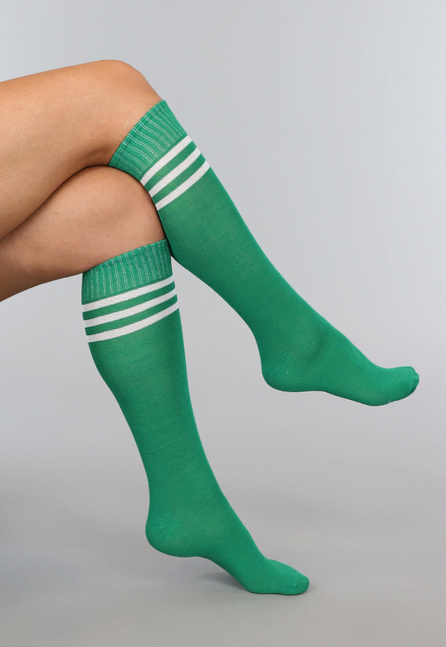 KOSTUUM Sporty Groene Kousen met Witte Strepen
