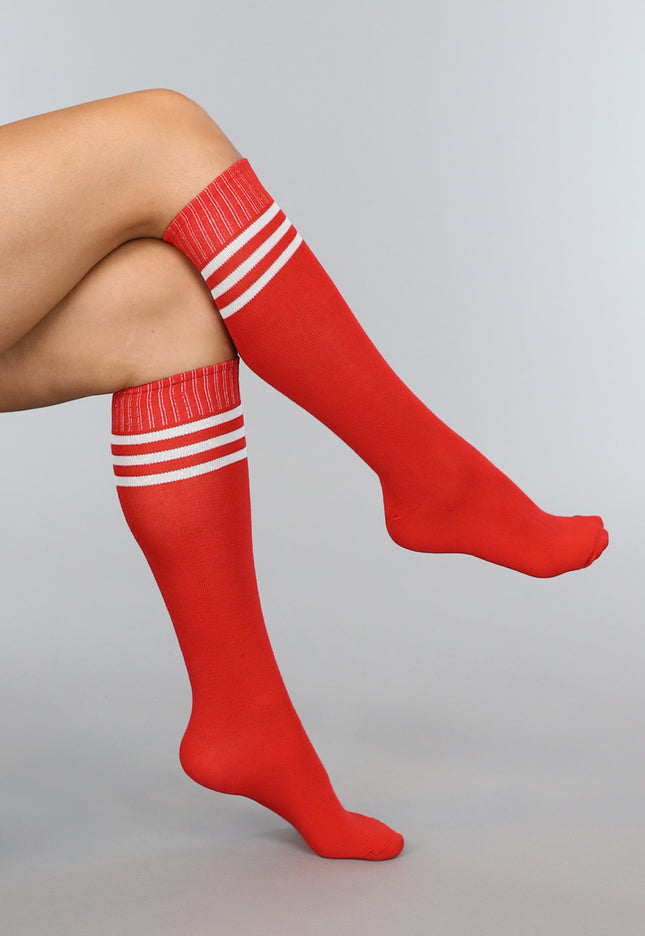 KOSTUUM Sporty Rode Kousen met Witte Strepen
