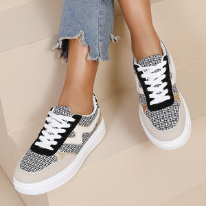 NEW250326 Beige Zwarte Veter Sneakers