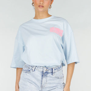 NEW290426 Lichtblauw T-shirt met Roze Print