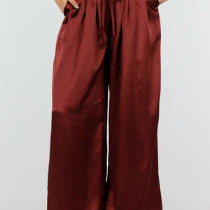NEW010726 Satijnen Bordeaux Wide Leg Broek