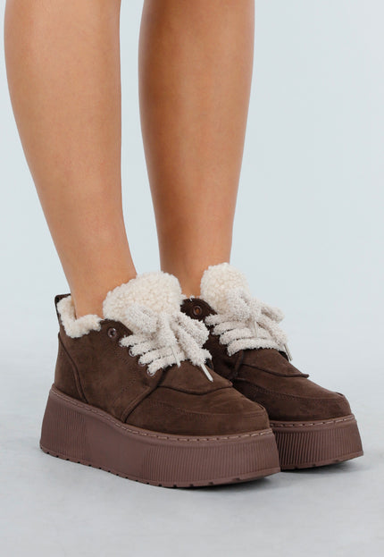 OP=OP.08.NL Donkerbruine Teddy Sneakers