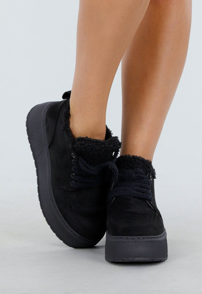 OP=OP.08.NL Zwarte Sneakers met Bontvoering