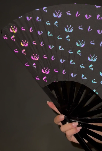 NEW0111 XXL Waaier met Reflecterende Planten Print
