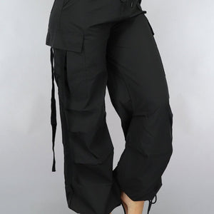 NEW0111 Zwarte Parachute Cargo Broek