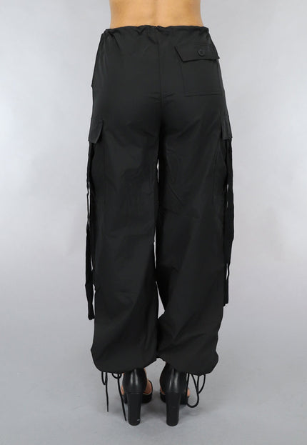 NEW0111 Zwarte Parachute Cargo Broek