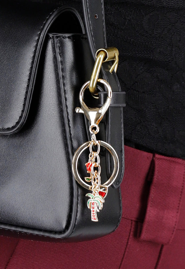 NEW020425 Goudkleurige Tashanger met Palmboom, Cocktail en Roos