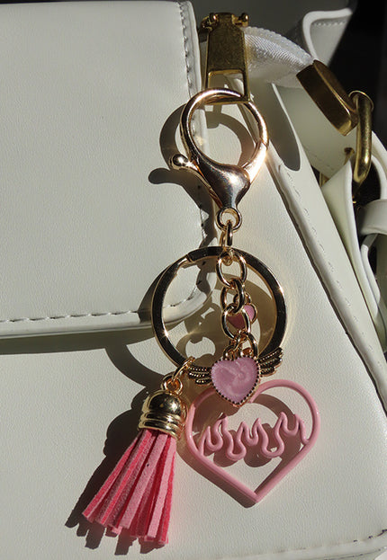 NEW020425 Sleutelhanger met Roze Hart en Franje