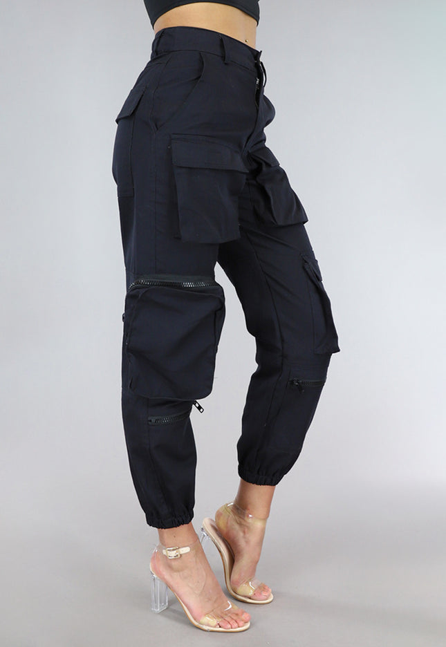 NEW0305 Zwarte Cargo Broek met Zakken