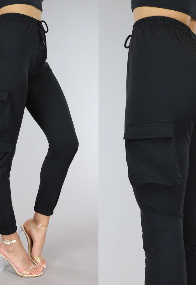 OP=OP.50.NL Zwarte Highwaist Cargo Broek