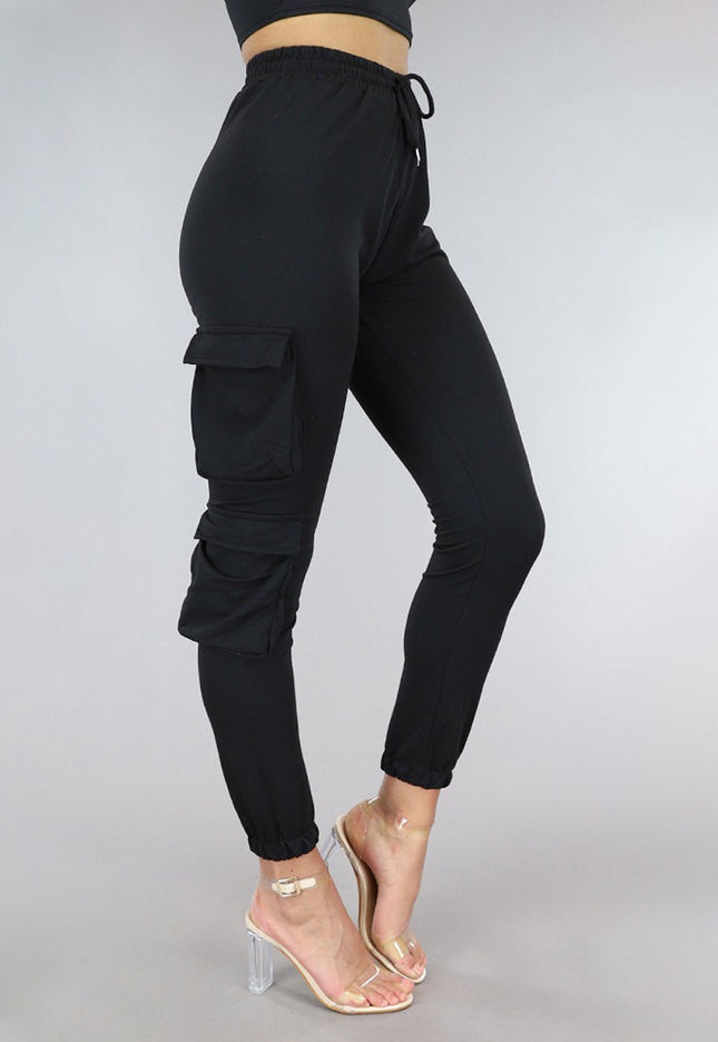 OP=OP.50.NL Zwarte Highwaist Cargo Broek
