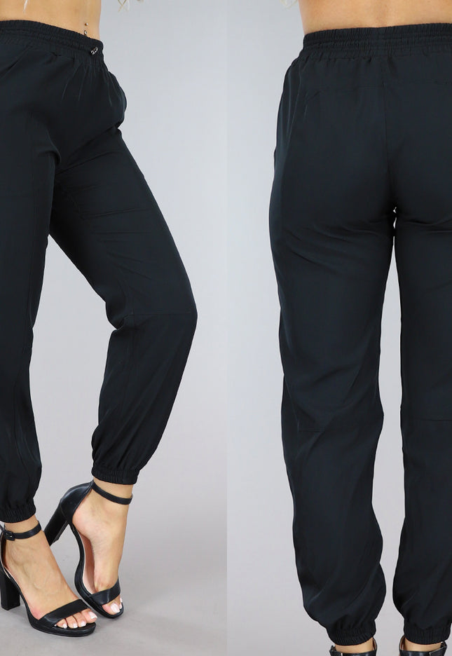 NEW0305 Zwarte Parachute Jogger