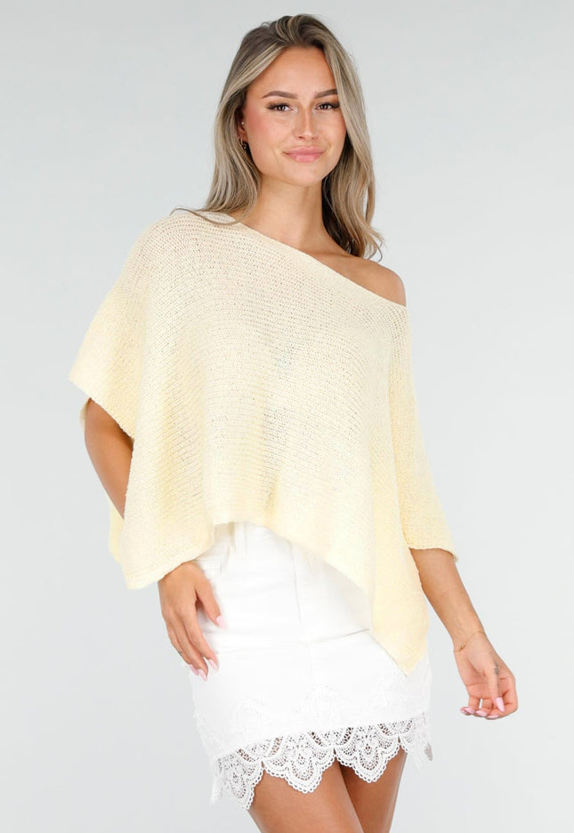 NEW030626 Butter Yellow Gebreide Poncho Trui
