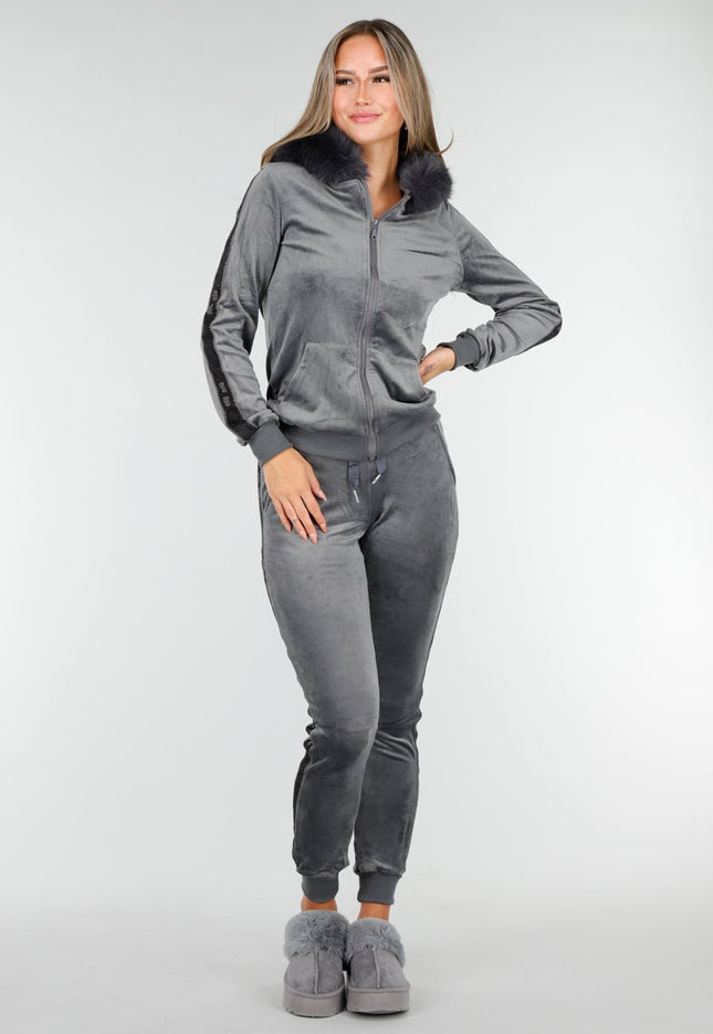 NEW030925 Grijs Huispak met Nepbont Capuchon