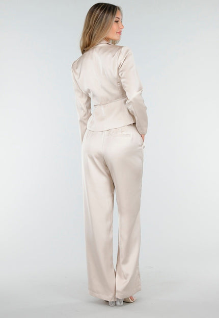 OP=OP.03.R Champagnekleurige Wrap Blazer