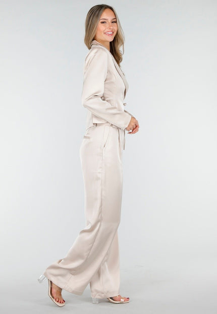 OP=OP.03.R Champagnekleurige Wrap Blazer