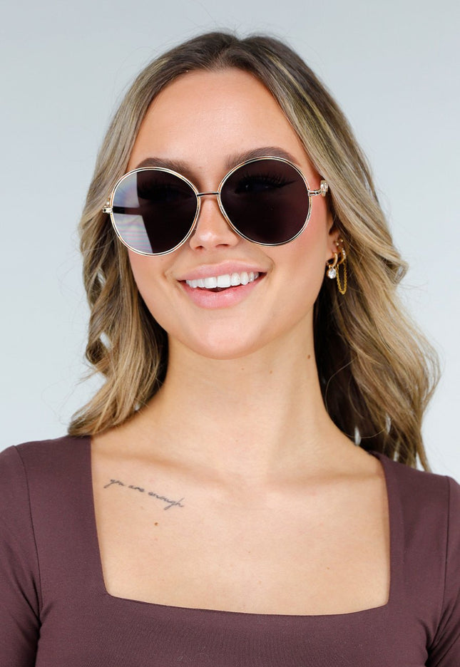 NEW040226 Goudkleurige Donkere Ronde Zonnebril