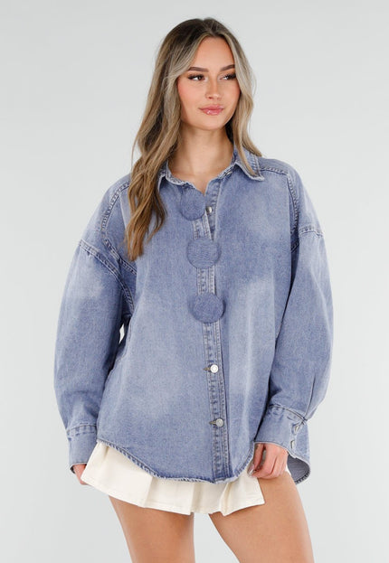NEW040326 Denim Blauwe Blouse met Grote Knopen