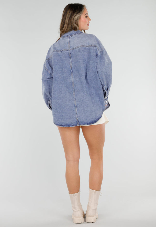 NEW040326 Denim Blauwe Blouse met Grote Knopen