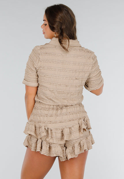 NEW040625 Beige Setje met Skort, Stretch en Kraag