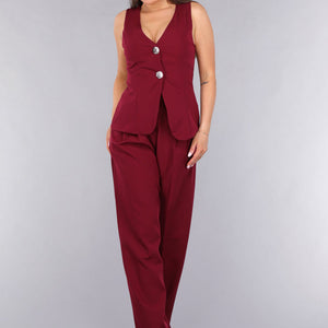 OP=OP.AV.12 Burgundy Gilet Co Ord Set met Pantalon