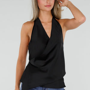 NEW050826 Zwarte Satijnen Halter Top met Overslag