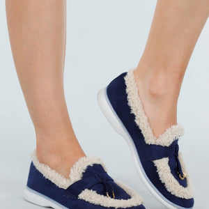 NEW051125 Blauwe Teddy Instappers