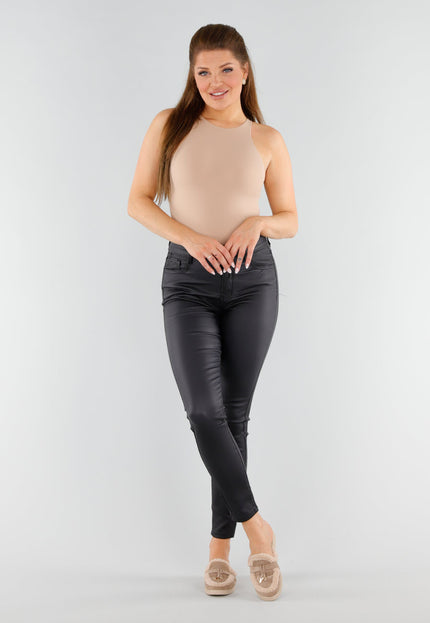 NEW051125 Nude String Body met Hoge Hals