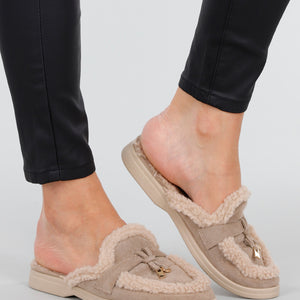 NEW051125 Taupe Instappers