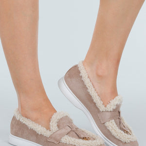 NEW051125 Taupe Loafers met Bont