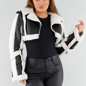 NEW051125 Zwart Wit Cropped Jasje