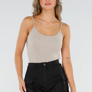 NEW060825 Beige Rib Bodysuit met Pads