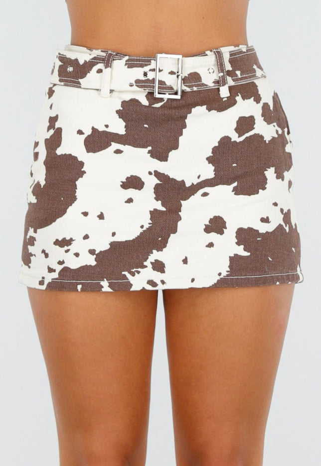 OP=OP.04.NL Koeienprint Skort met Riem