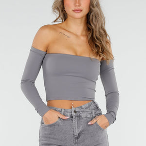 NEW060825 Off Shoulder Top Grijs