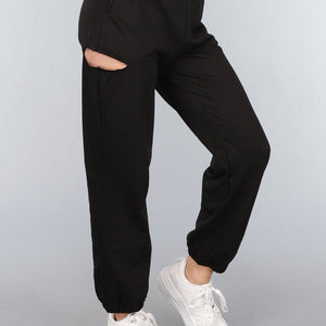NEW0611 Zwarte Joggingbroek met Cutout