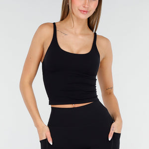 NEW070126 Zwarte Basic Top met Pads