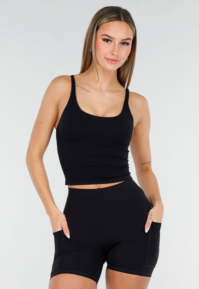 NEW070126 Zwarte Basic Top met Pads