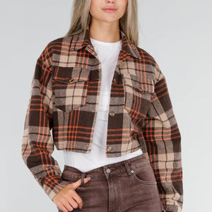NEW071026 Bruin Geruit Kort Overshirt met Zakken